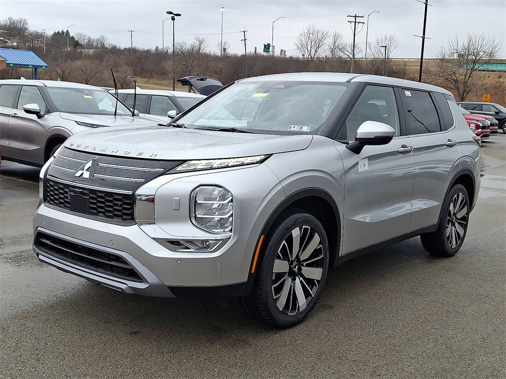 2026 Mitsubishi Outlander SE