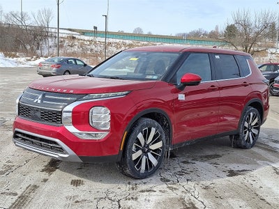 2026 Mitsubishi Outlander SE