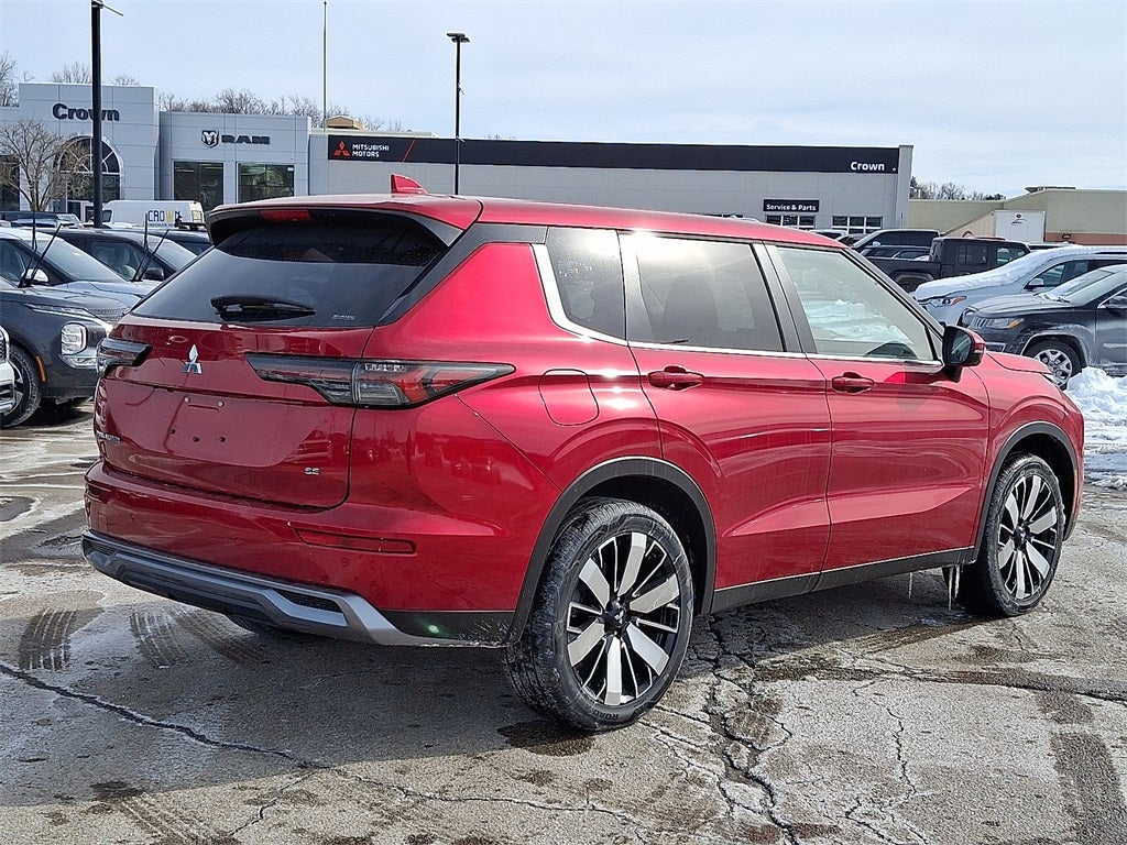 2026 Mitsubishi Outlander SE