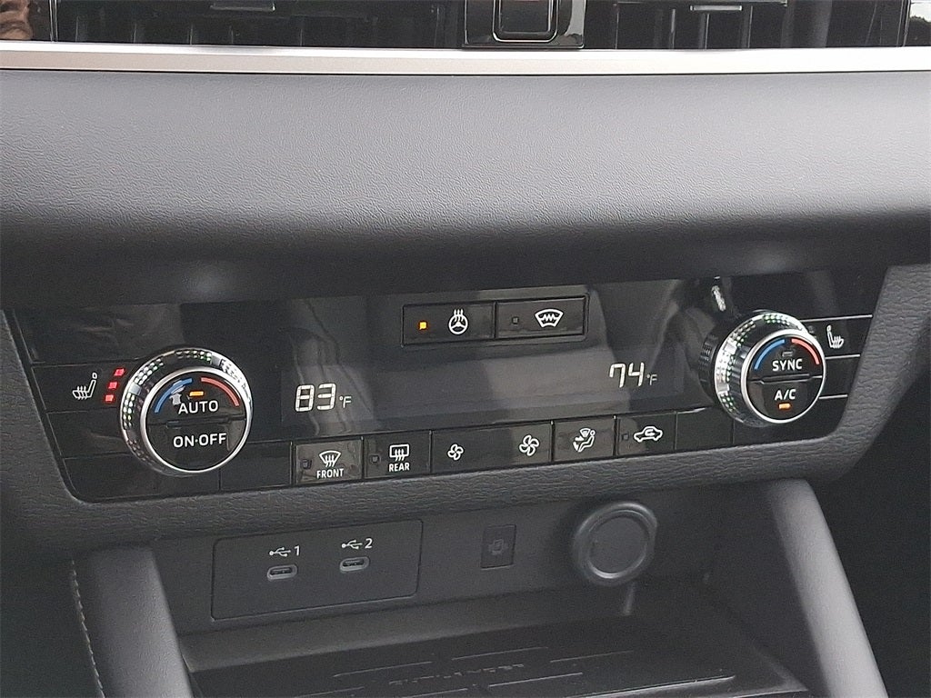 2026 Mitsubishi Outlander SE