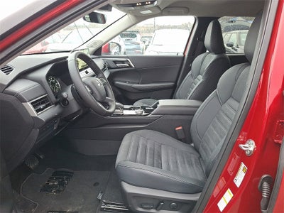 2026 Mitsubishi Outlander SE