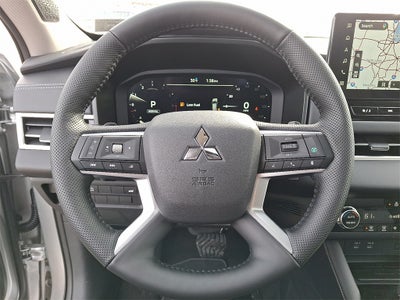 2026 Mitsubishi Outlander SE TECH