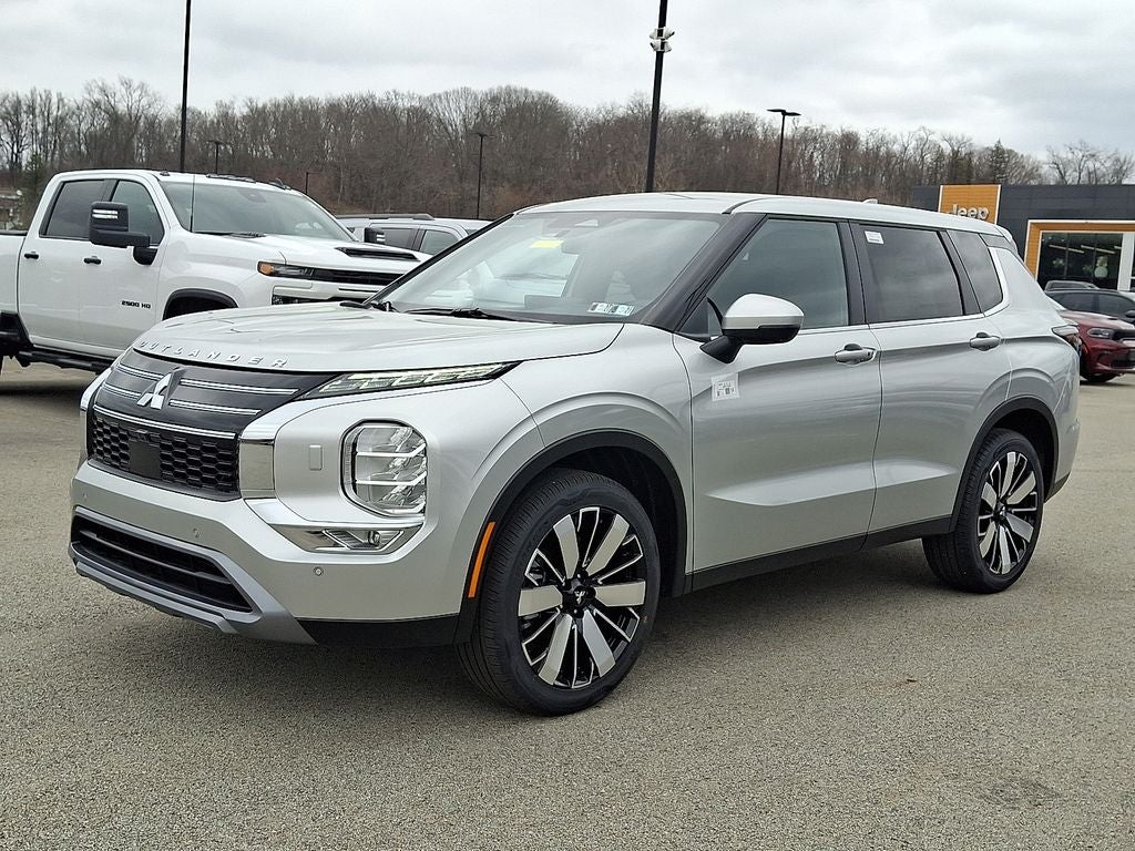 2026 Mitsubishi Outlander SE