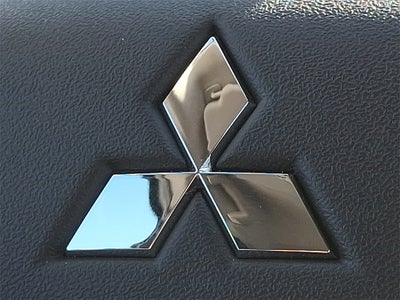 2026 Mitsubishi Outlander Base