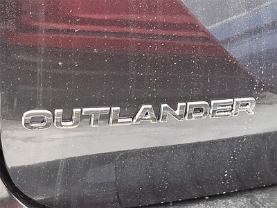 2026 Mitsubishi Outlander SE