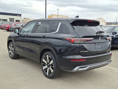 2026 Mitsubishi Outlander SE