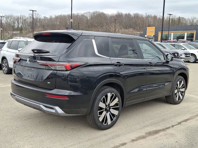 2026 Mitsubishi Outlander SE