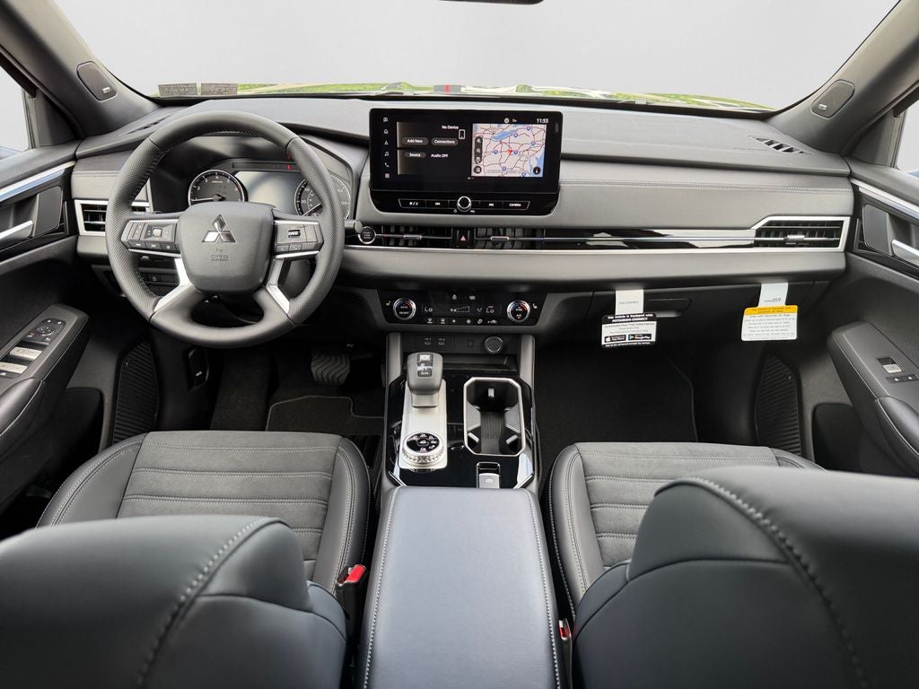 2026 Mitsubishi Outlander LE