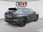2026 Mitsubishi Outlander LE
