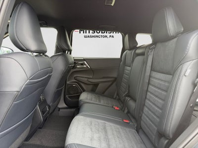 2026 Mitsubishi Outlander LE