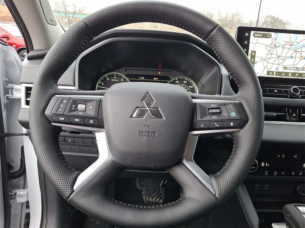 2026 Mitsubishi Outlander Base