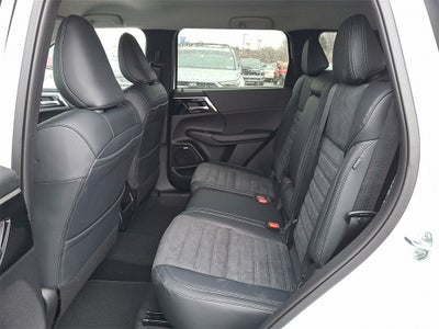 2026 Mitsubishi Outlander Base