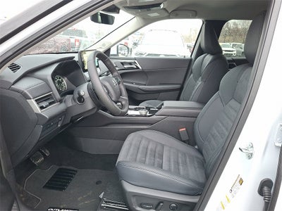 2026 Mitsubishi Outlander Base