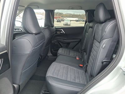 2026 Mitsubishi Outlander SE