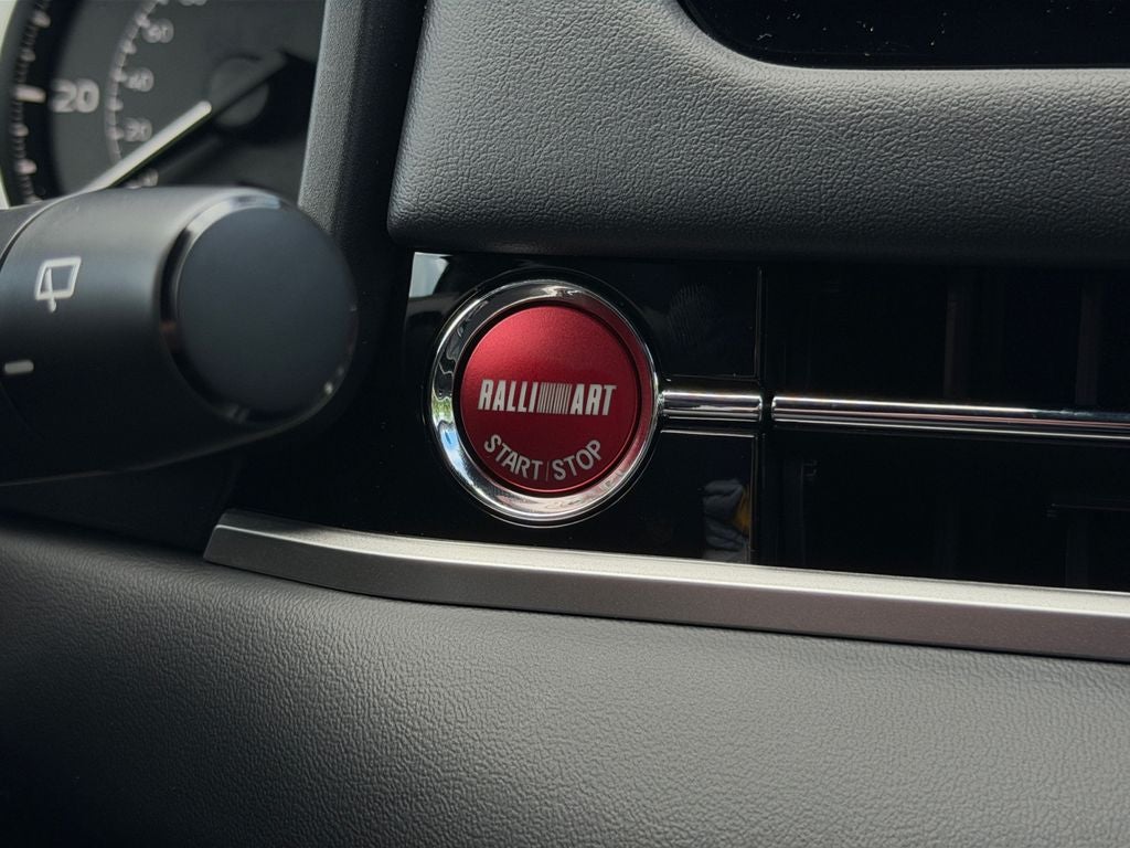 2026 Mitsubishi Outlander Base