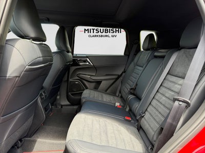 2026 Mitsubishi Outlander Base