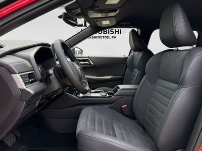 2026 Mitsubishi Outlander LE