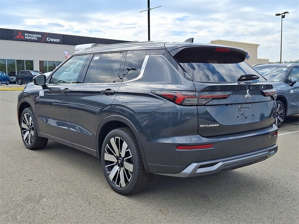 2025 Mitsubishi Outlander SEL