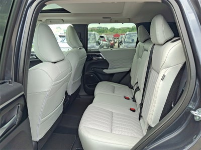 2025 Mitsubishi Outlander SEL