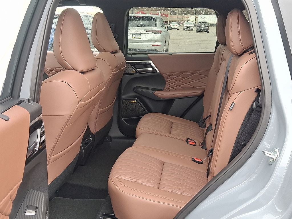 2026 Mitsubishi Outlander SEL