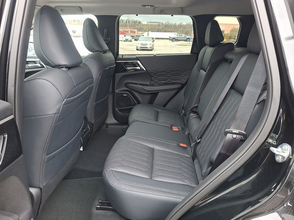 2026 Mitsubishi Outlander SEL