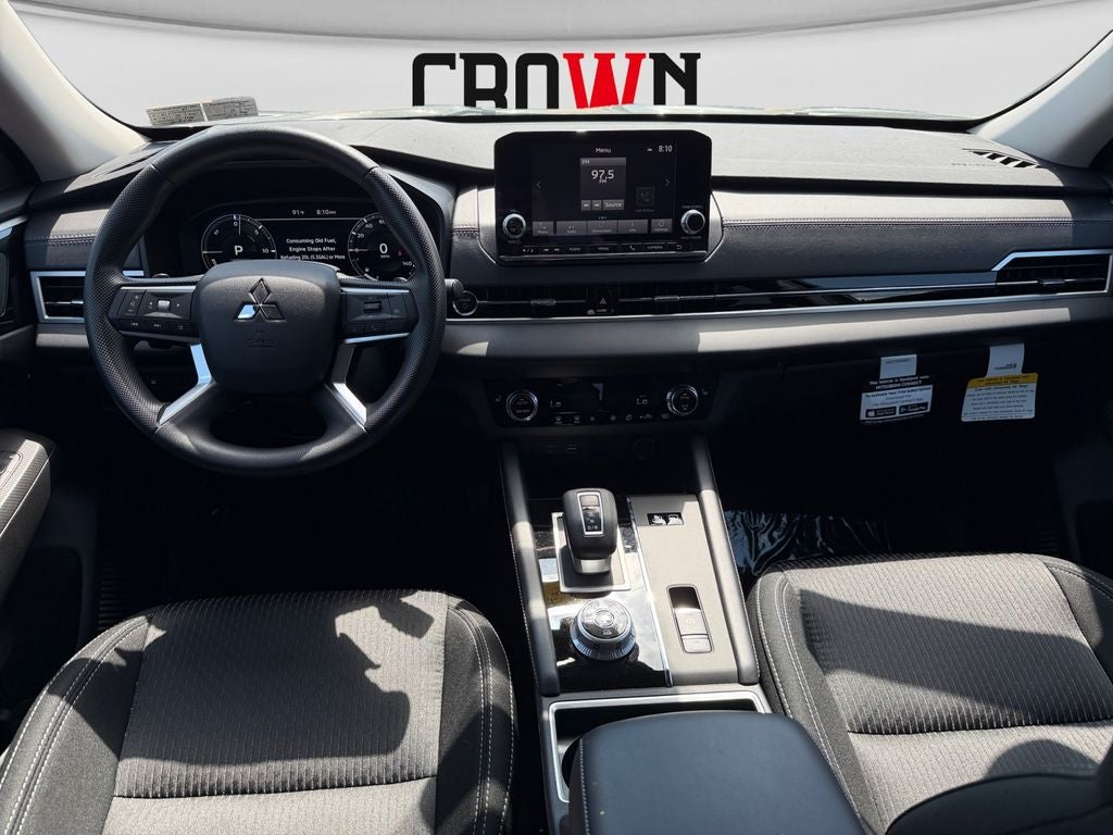 2025 Mitsubishi Outlander Plug-in Hybrid ES - Photo 18