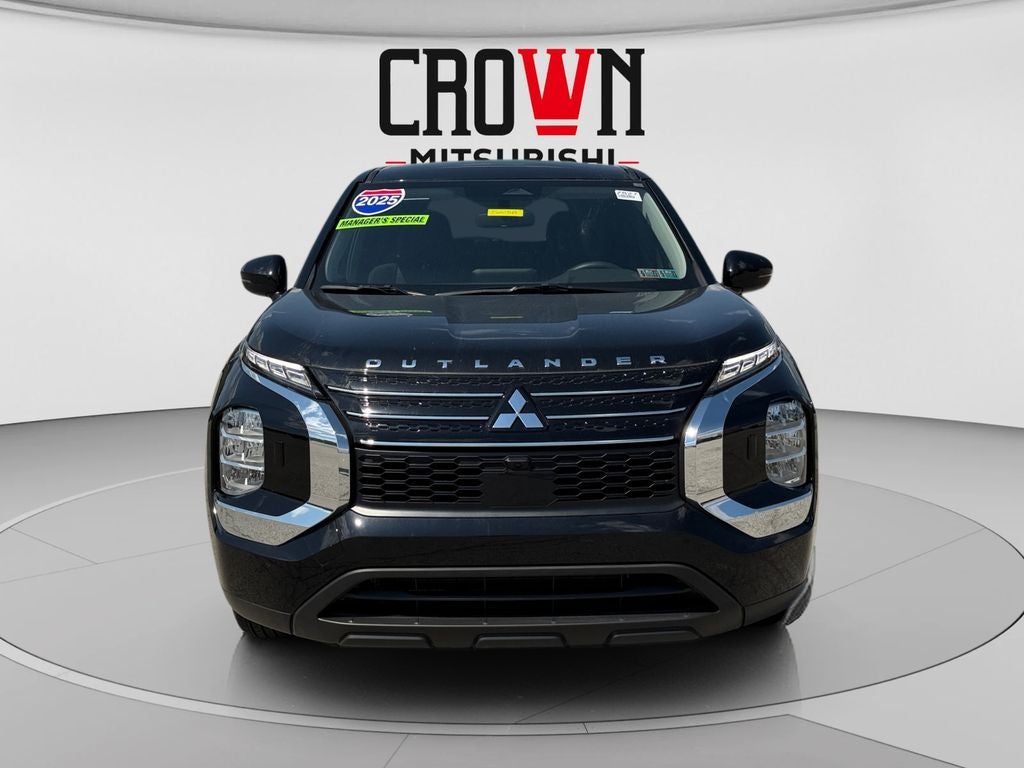 2025 Mitsubishi Outlander Plug-in Hybrid ES - Photo 8