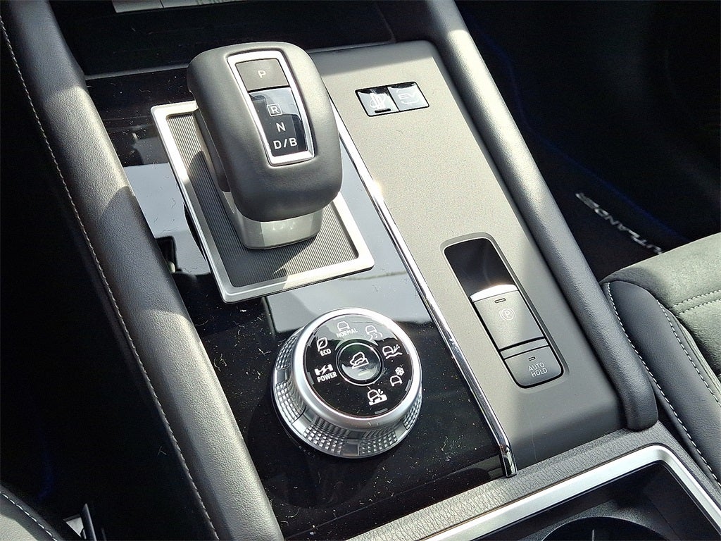 2025 Mitsubishi Outlander PHEV SE