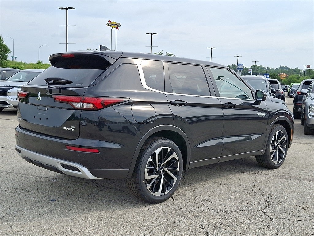 2025 Mitsubishi Outlander PHEV SE