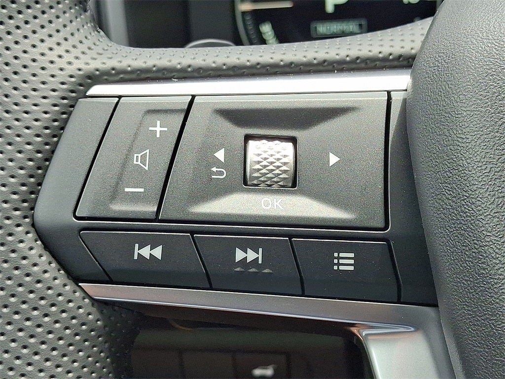 2025 Mitsubishi Outlander PHEV SE