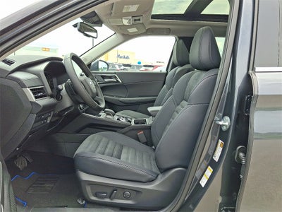 2025 Mitsubishi Outlander PHEV SE