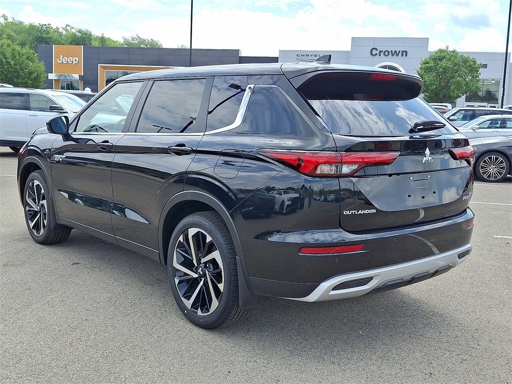 2025 Mitsubishi Outlander PHEV SE