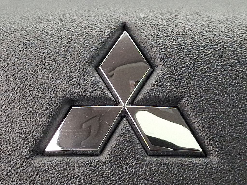 2025 Mitsubishi Outlander PHEV SEL