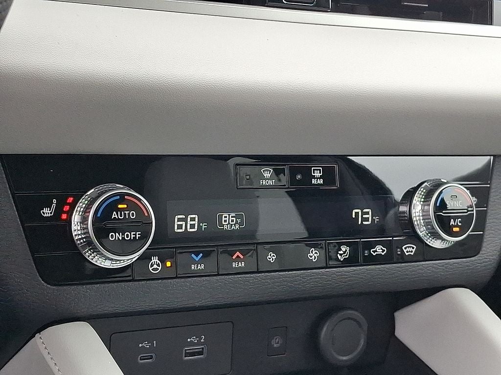 2025 Mitsubishi Outlander PHEV SEL